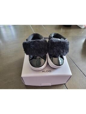 Cute Black Aldo Baby Booties - Newborn - NEW in Box
